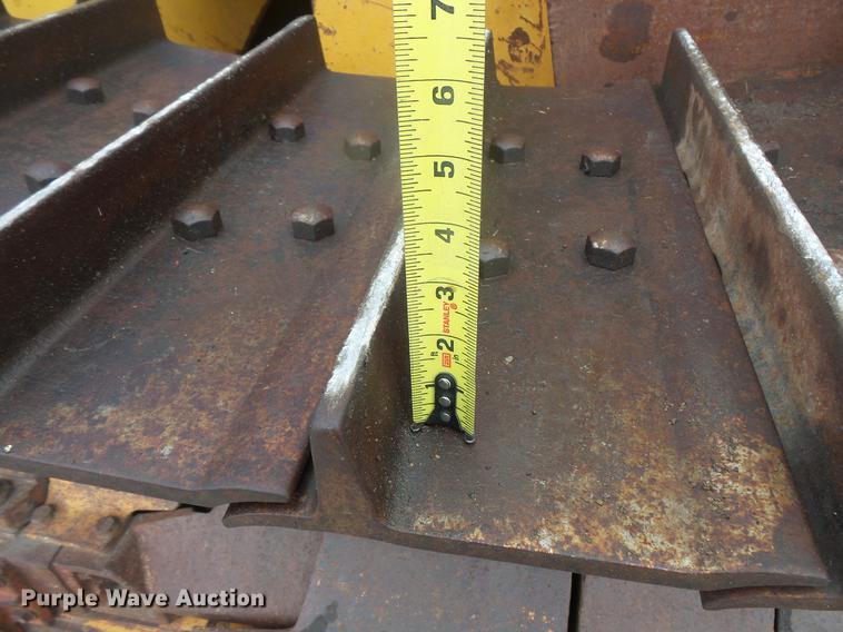 image for item DB8152 Liebherr LR631B track loader