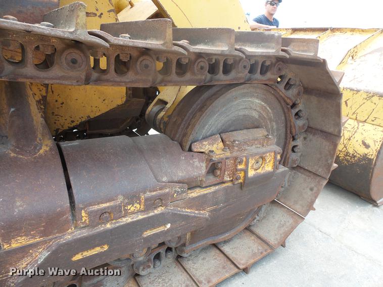 image for item DB8152 Liebherr LR631B track loader