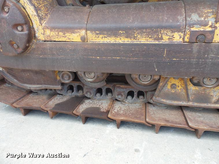 image for item DB8152 Liebherr LR631B track loader