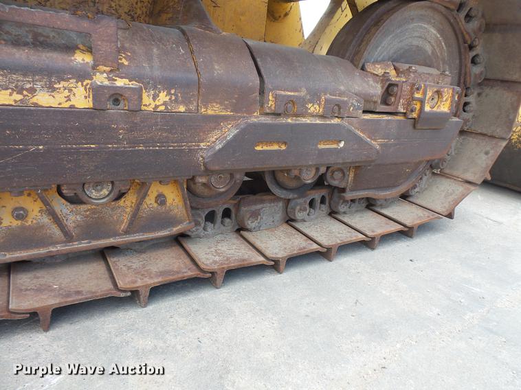 image for item DB8152 Liebherr LR631B track loader