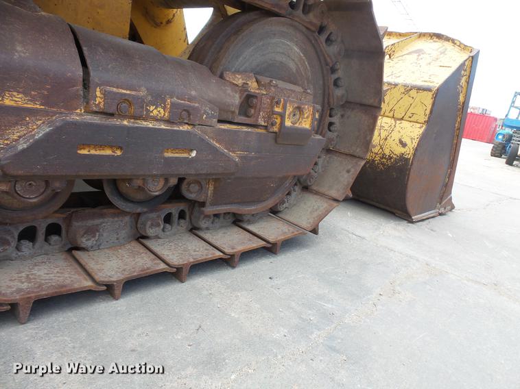 image for item DB8152 Liebherr LR631B track loader