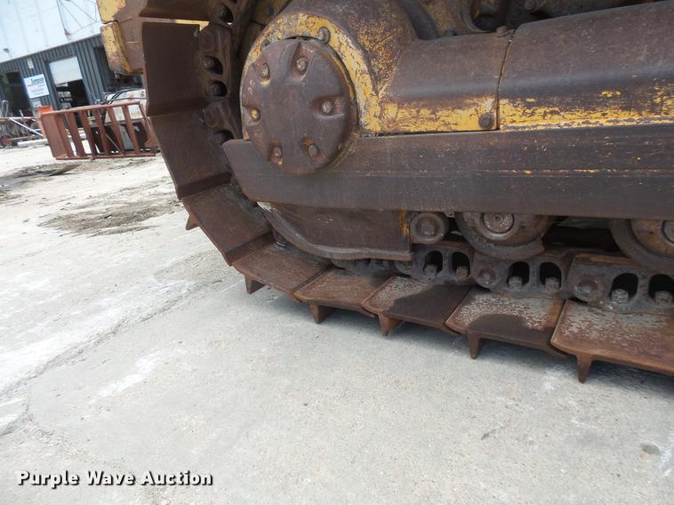 image for item DB8152 Liebherr LR631B track loader