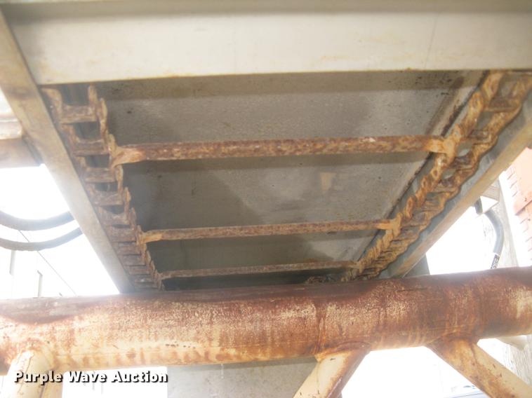 image for item DC2467 Monroe stainless steel spreader