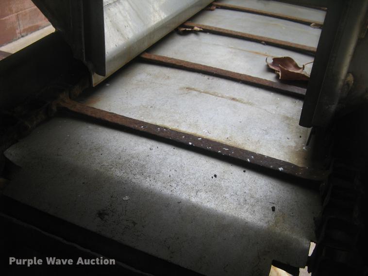 image for item DC2467 Monroe stainless steel spreader