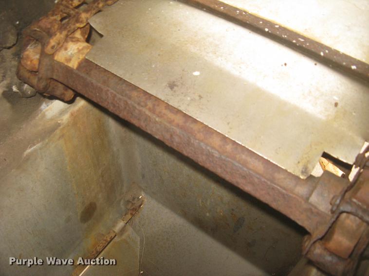 image for item DC2467 Monroe stainless steel spreader