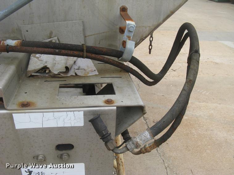 image for item DC2467 Monroe stainless steel spreader