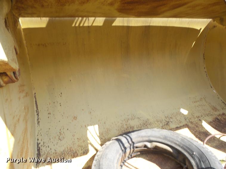 image for item DC3810 Carry All G scraper