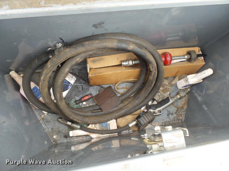 image for item DC3822 2008 Sage Oil Vac 10123 tank trailer