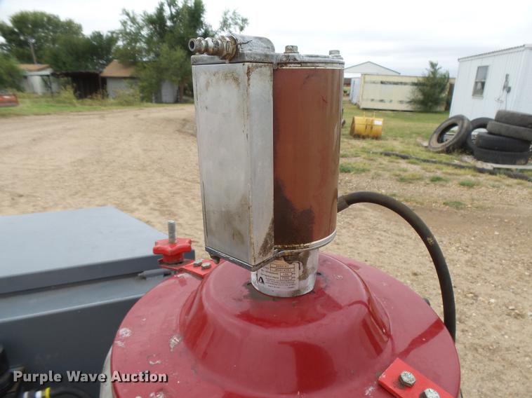 image for item DC3822 2008 Sage Oil Vac 10123 tank trailer