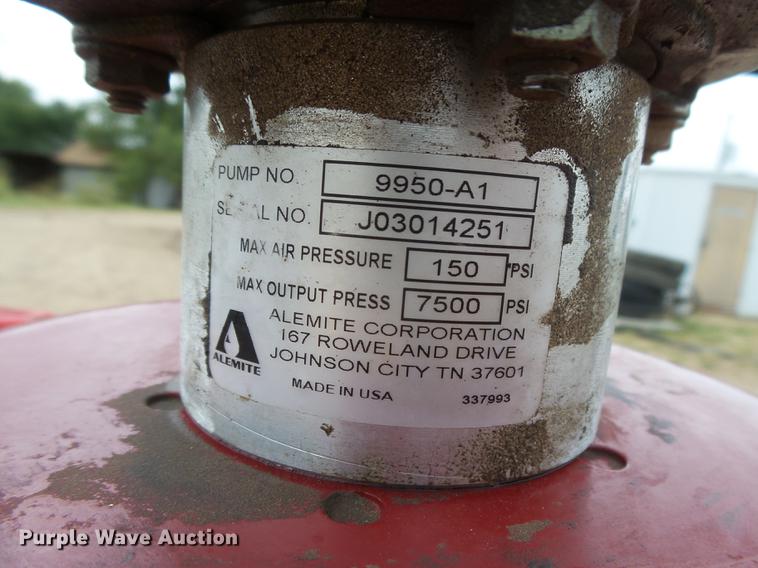 image for item DC3822 2008 Sage Oil Vac 10123 tank trailer