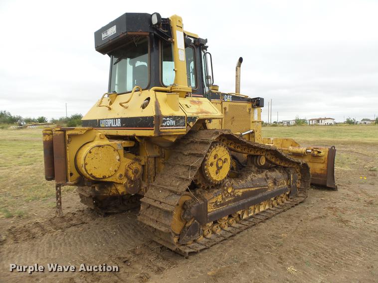 image for item DC3823 1998 Caterpillar D6M LGP dozer
