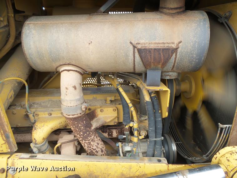 image for item DC3823 1998 Caterpillar D6M LGP dozer