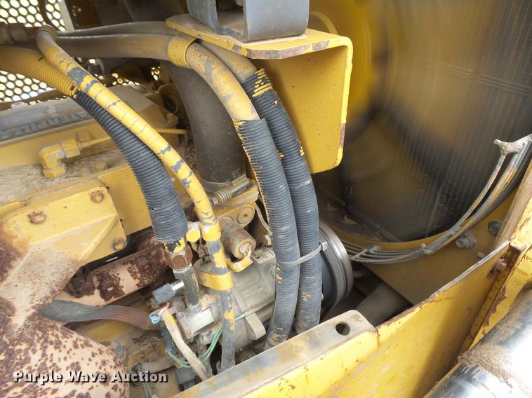 image for item DC3823 1998 Caterpillar D6M LGP dozer