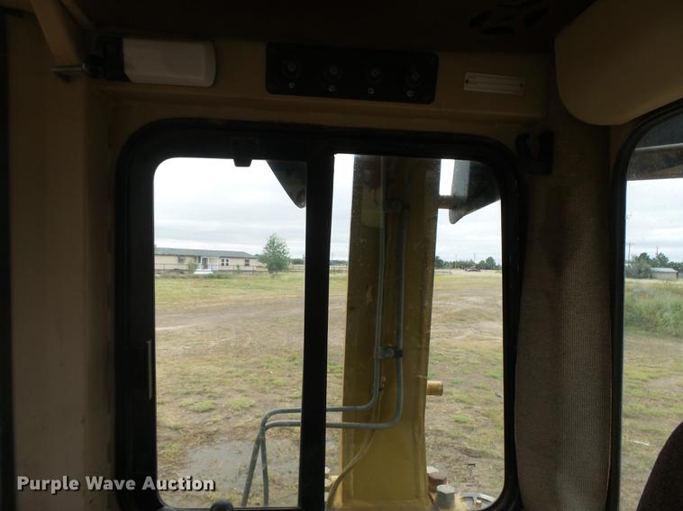 image for item DC3823 1998 Caterpillar D6M LGP dozer