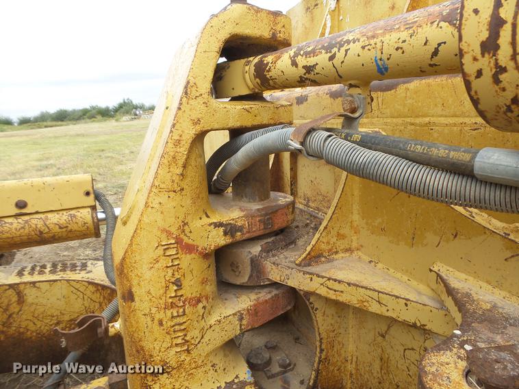 image for item DC3823 1998 Caterpillar D6M LGP dozer