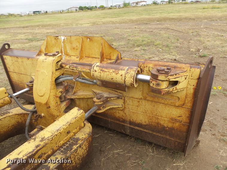 image for item DC3823 1998 Caterpillar D6M LGP dozer