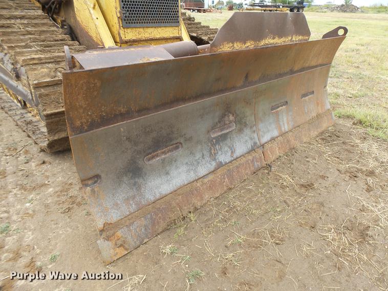 image for item DC3823 1998 Caterpillar D6M LGP dozer