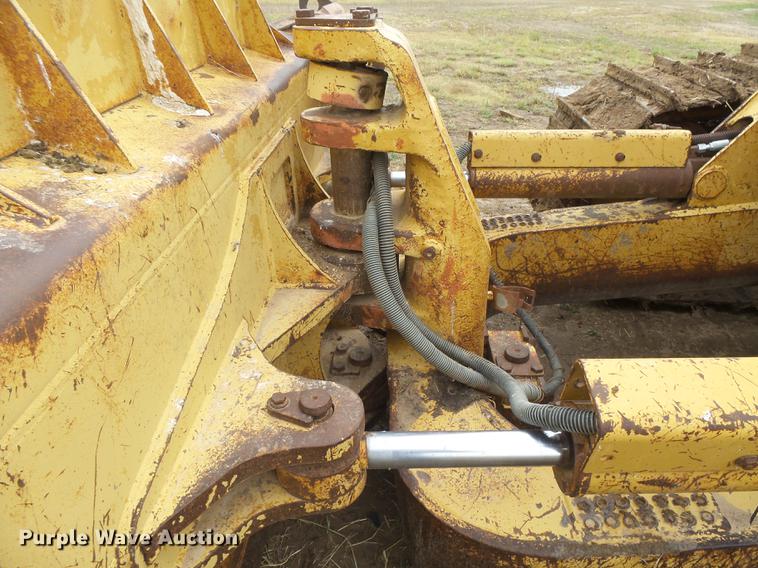 image for item DC3823 1998 Caterpillar D6M LGP dozer