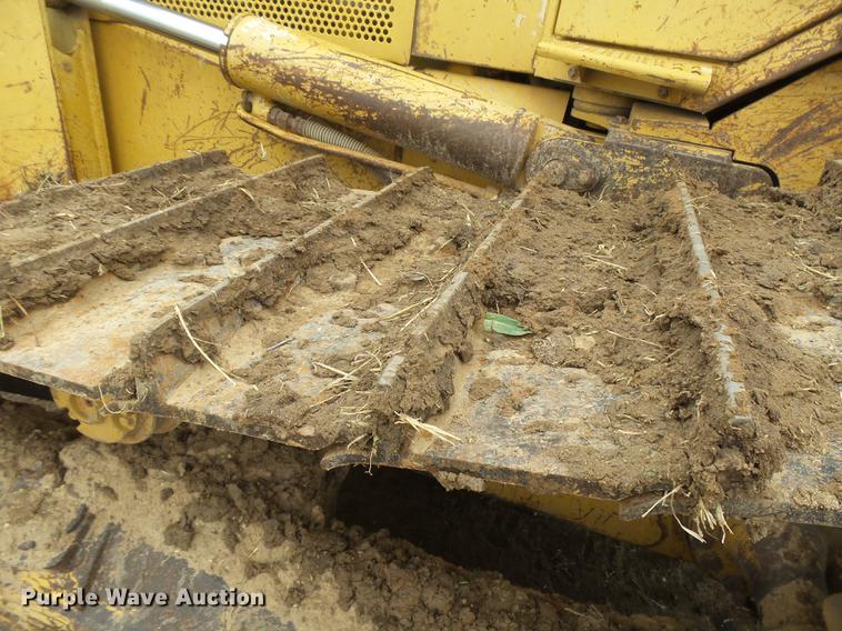 image for item DC3823 1998 Caterpillar D6M LGP dozer
