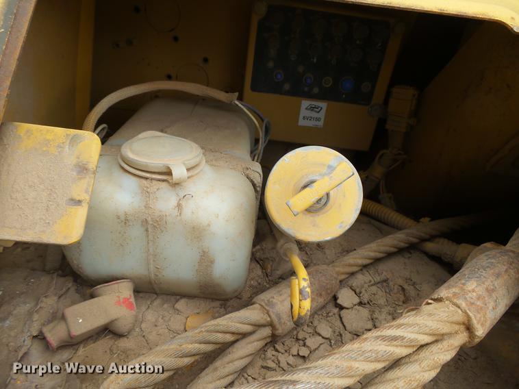 image for item DC3823 1998 Caterpillar D6M LGP dozer