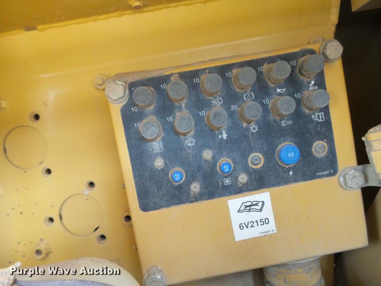 image for item DC3823 1998 Caterpillar D6M LGP dozer