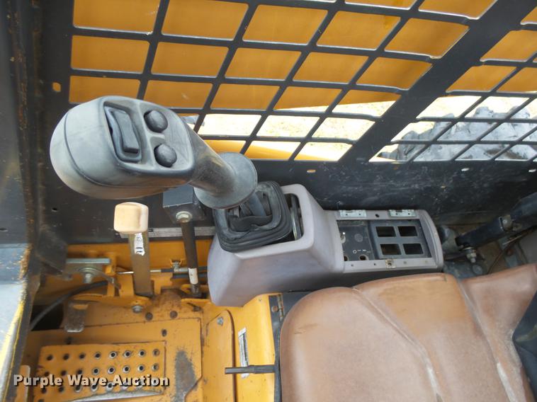 image for item DC3826 2003 Case 95XT skid steer