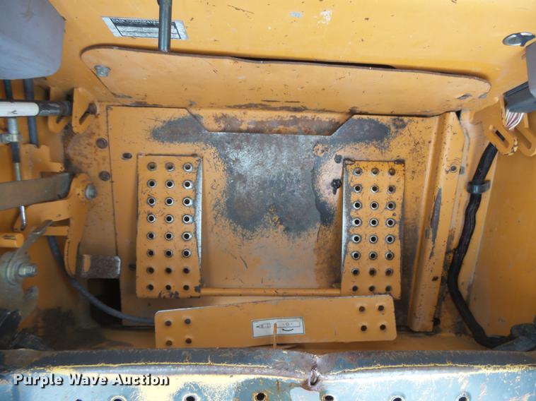 image for item DC3826 2003 Case 95XT skid steer