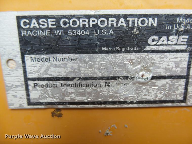 image for item DC3826 2003 Case 95XT skid steer