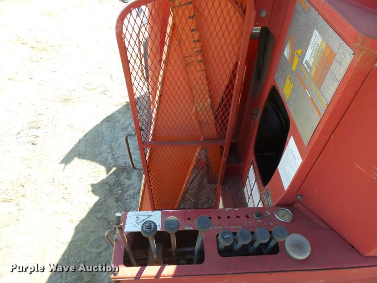 image for item DC3854 1997 International 4700 crane truck