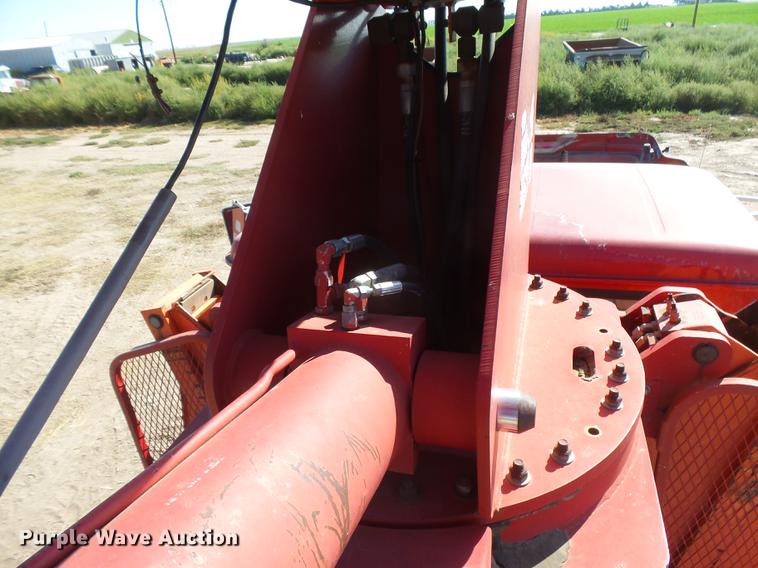 image for item DC3854 1997 International 4700 crane truck