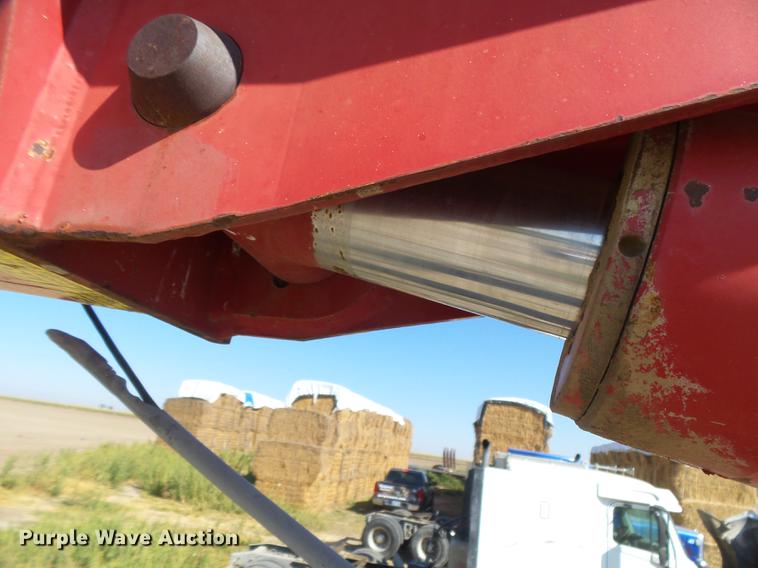 image for item DC3854 1997 International 4700 crane truck