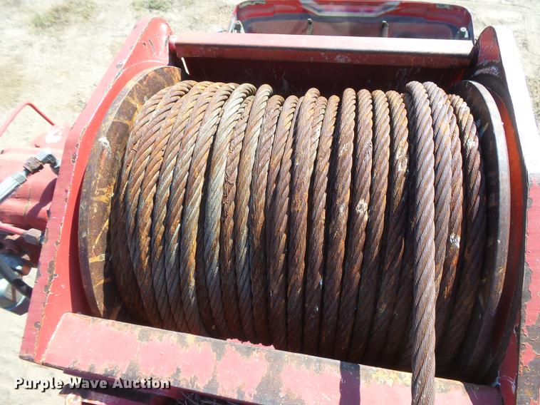 image for item DC3854 1997 International 4700 crane truck