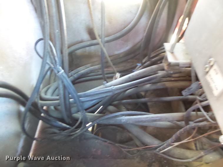 image for item DC3854 1997 International 4700 crane truck