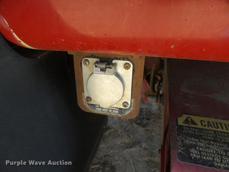 image for item DC3854 1997 International 4700 crane truck