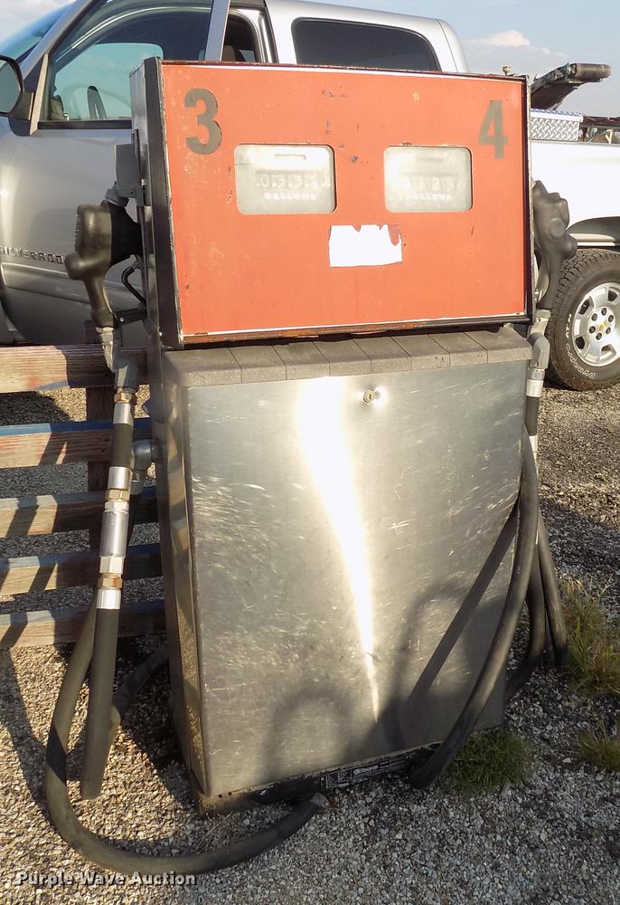 image for item DC4796 (2) fuel pumps