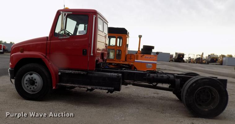 image for item DC4833 1998 Freightliner FL70 truck cab and chassis