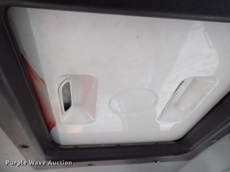 image for item DC4833 1998 Freightliner FL70 truck cab and chassis