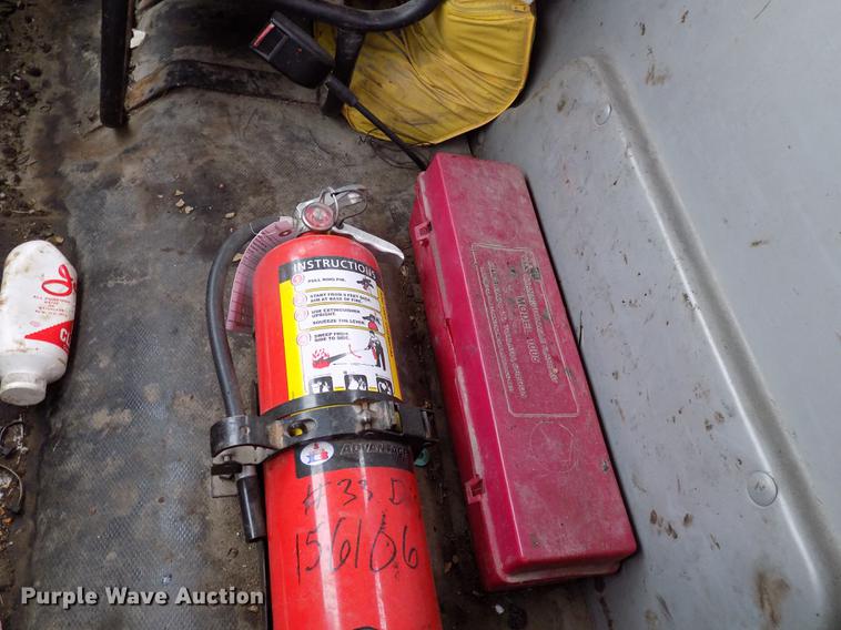 image for item DC4833 1998 Freightliner FL70 truck cab and chassis