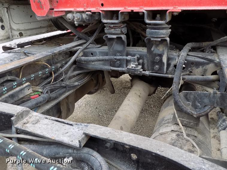 image for item DC4833 1998 Freightliner FL70 truck cab and chassis