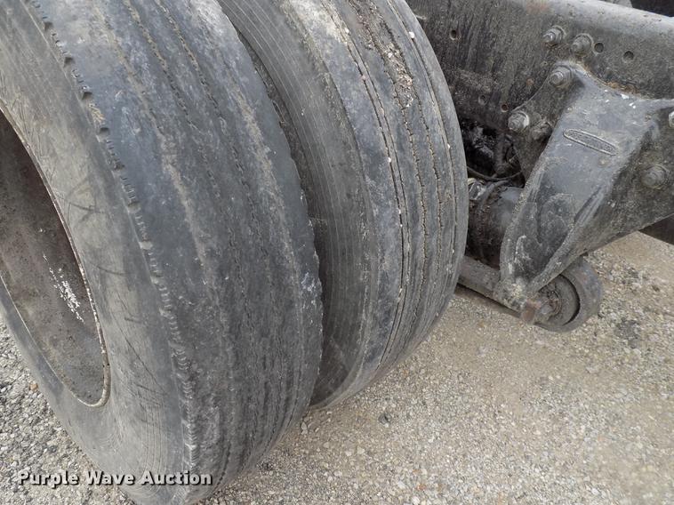 image for item DC4833 1998 Freightliner FL70 truck cab and chassis