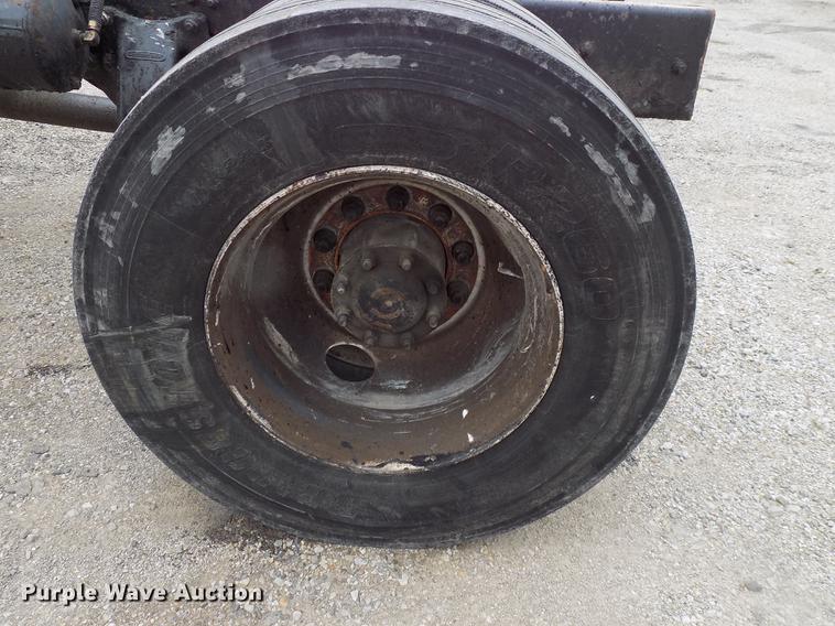 image for item DC4833 1998 Freightliner FL70 truck cab and chassis