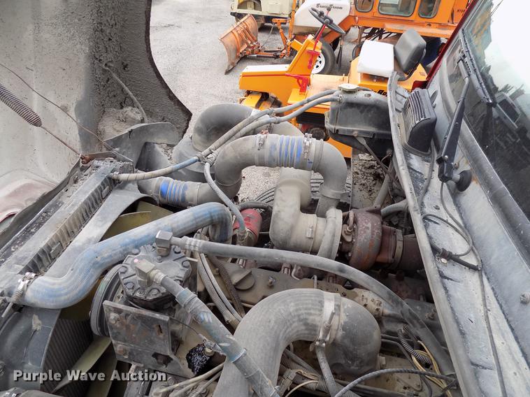 image for item DC4833 1998 Freightliner FL70 truck cab and chassis