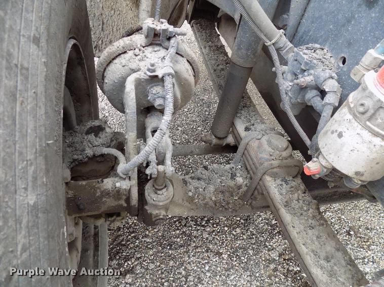 image for item DC4833 1998 Freightliner FL70 truck cab and chassis