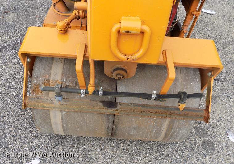 image for item DC4834 LeeBoy 300 double drum roller