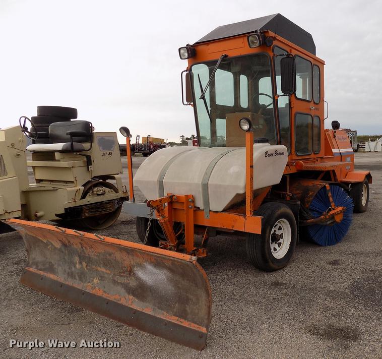 image for item DC4835 Broce Broom RJ300 broom