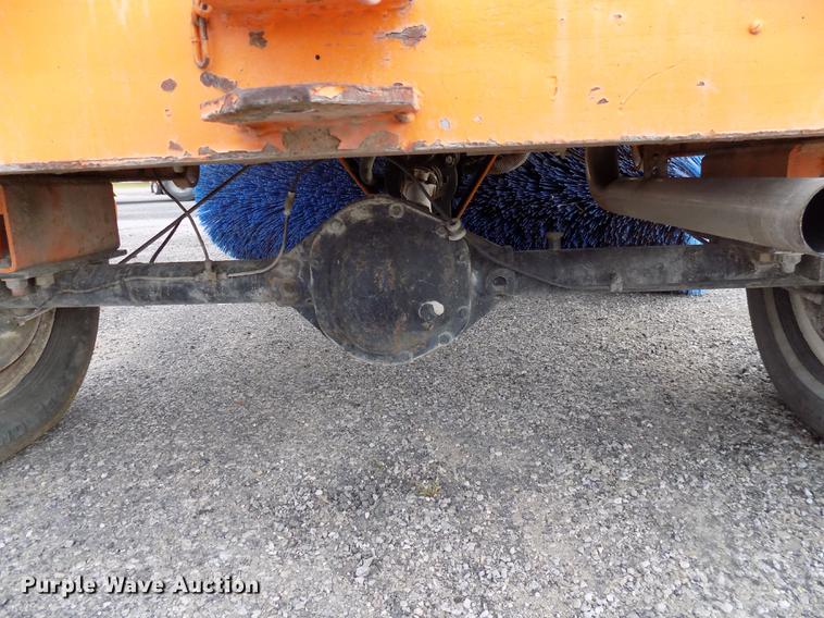 image for item DC4835 Broce Broom RJ300 broom