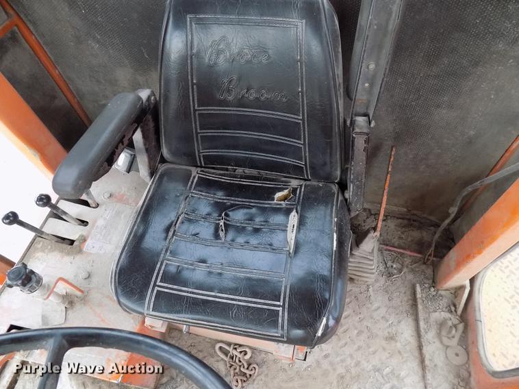 image for item DC4835 Broce Broom RJ300 broom