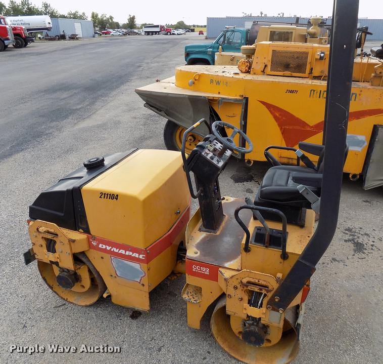 image for item DC4838 Dynapac CC122 double drum roller