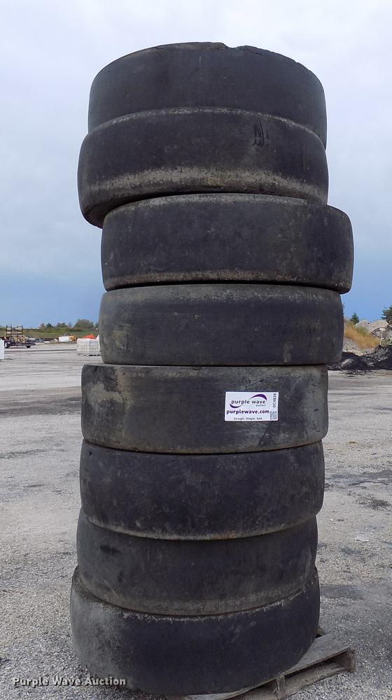 image for item DC4839 Tires