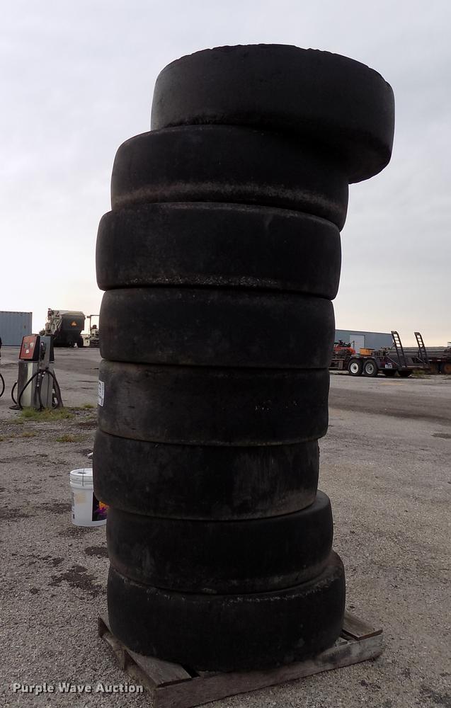 image for item DC4839 Tires